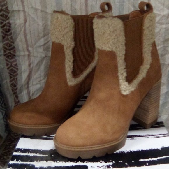 Dolce Vita Dilla Platform Lug Booties Size 5 - Picture 4 of 9